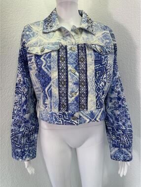 Chico’s Sz 2 Medium Blue Cotton Jean Jacket Cropped Beaded Southwest Artisan